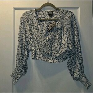 Angie Blue White Floral V-Neck Button Front Long Sleeve Cropped Blouse Size M